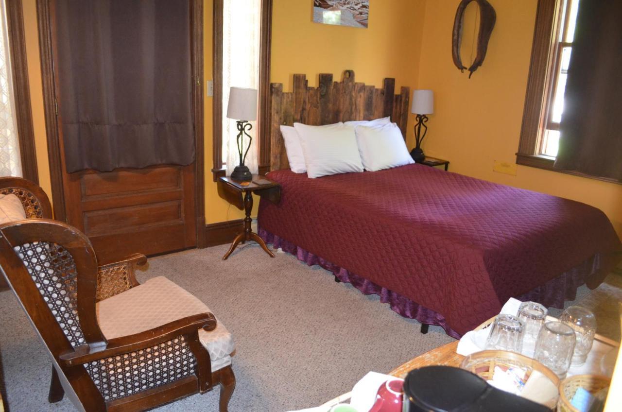 The Ouray Main Street Inn 部屋 写真